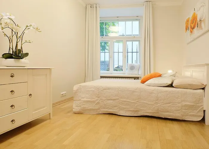 Tallinnhousing Knights And Nobility -3 Bdr Διαμέρισμα